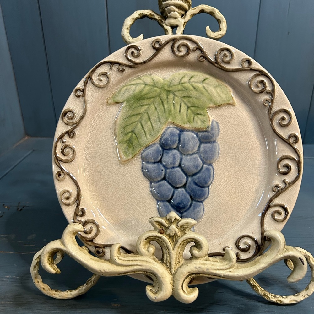 Vintage Cream and Purple Grape Motif Decor Plate - 8 Inches